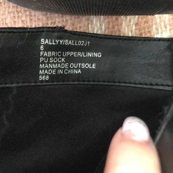 Madden Girl booties - Picture 6 of 7